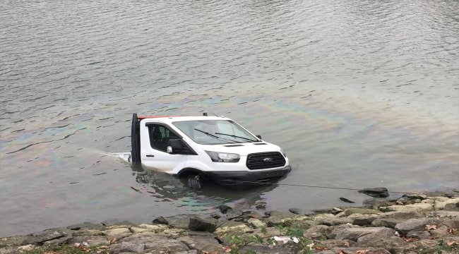 Samsun'da kamyonet baraj gölüne devrildi: 1 ölü