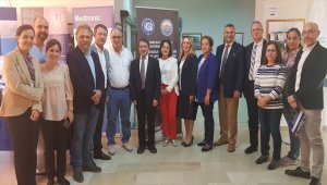 Trabzon'da laparoskopik ameliyat teknikleri tartışıldı