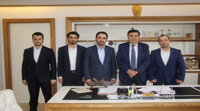 TÜGVA'dan Başkan İkiz'e ziyaret