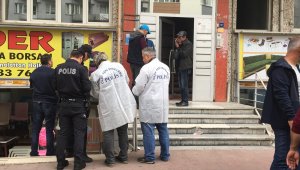 Yalnız yaşayan kişi evinde ölü bulundu