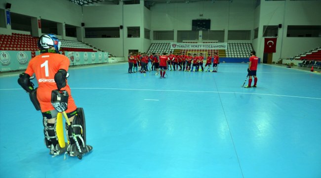 21 Yaş Altı Salon Hokeyi Milli Takımı Amasya'da