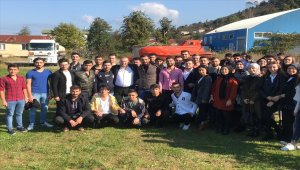Başkan Emür, öğrencilerle bir araya geldi