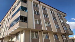 Bayburt'ta dördüncü kattan düşen çocuk öldü