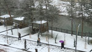 Bayburt'ta kar yağışı