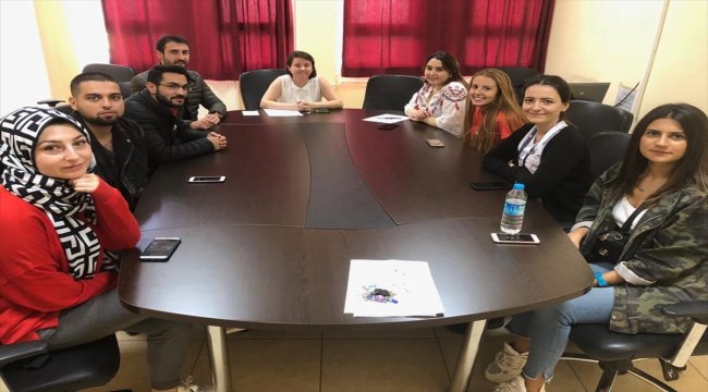 Dekan Prof. Dr. Çelik, öğrenci temsilcileriyle bir araya geldi