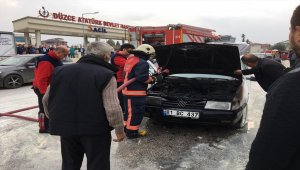 Düzce'de araç yangını