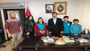 Kavak Kaymakamı Koşal'a öğrencilerden ziyaret