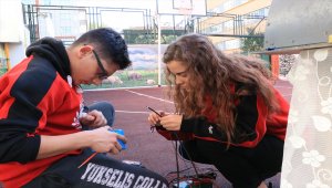 Lisesiler güneş enerjisiyle çalışan "Akıllı Tünel Sistemi" projesi geliştirdi