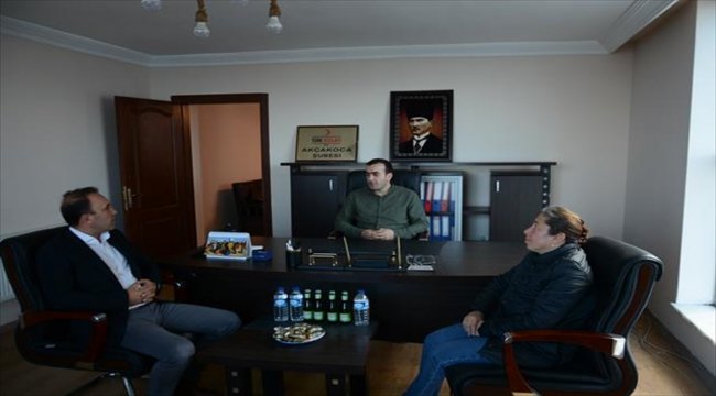 MHP'den Türk Kızılayı'na ziyaret