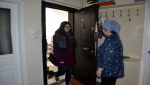 Şehit öğretmen Aybüke Yalçın'ın annesine ziyaret