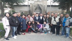 Tayvanlı turistlere Vali ve Belediye Başkanı rehberlik etti