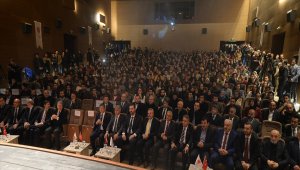 "15 Temmuz'da millet kendi kaderine sahip çıkacağını gösterdi"