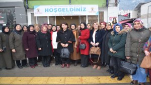 AK Parti'li kadınlardan yerli malı kermesi