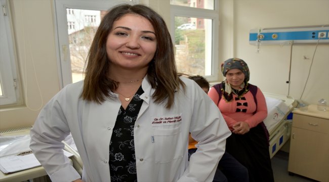 Başparmak fazlalığı olan çocuk sağlığına kavuştu