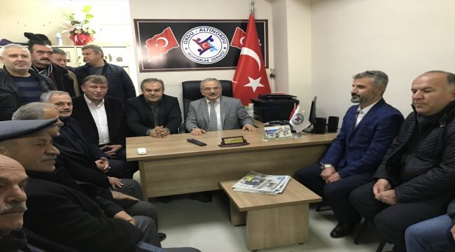 Büyükşehir Belediye Başkan Adayı Güler, muhtarla buluştu