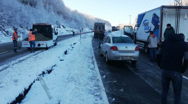 Buzlanma trafiği aksattı