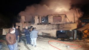 Düzce'de çıkan yangında 3 çocuk hayatını kaybetti