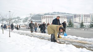 Düzce Üniversitesi'nde temizlik seferberliği sürüyor