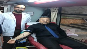 Emniyet Müdürü ve Jandarma Komutanından kan bağışı