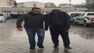 Firari zanlı uyuşturucuyla yakalandı