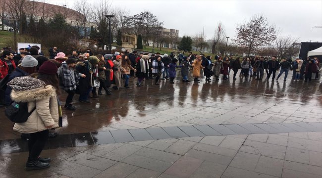 Hamside fiyat düştü öğrenciler festival düzenledi