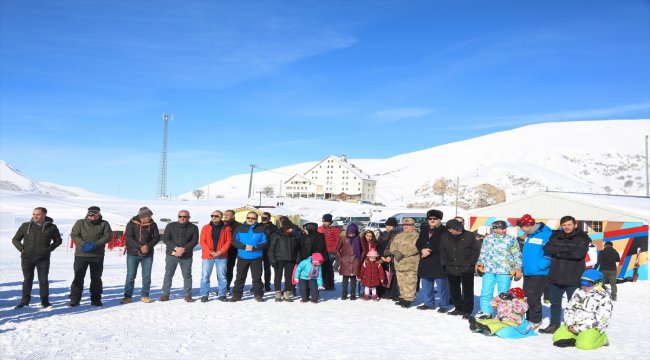Kop Dağı'nda kayak sezonu başladı