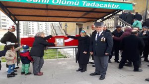 Kore gazisi son yolculuğuna uğurlandı