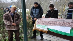 Maden ocağında gazdan etkilenerek ölen işçi defnedildi