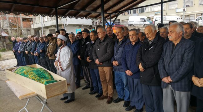 Puket Adası'ndaki kazada ölen kadın Trabzon'da toprağa verildi