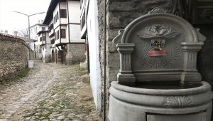 Tarihi çeşmelerin restorasyonu durduruldu