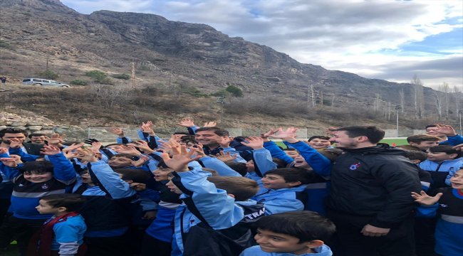 Ünal Karaman, Artvin'de Trabzonspor Futbol Okulu'nun açılışına katıldı