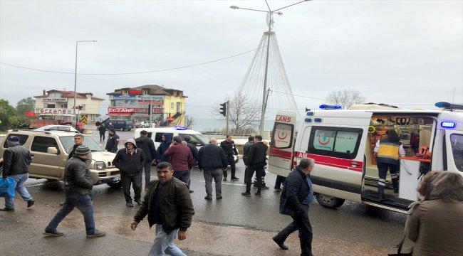 Ünye'de otomobilin çarptığı kişi yaralandı