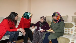 Yaşlı ve engellilere devletin şefkat eli değiyor