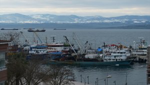 Yük taşımacılığı yapan gemilerin bekleyişi sürüyor