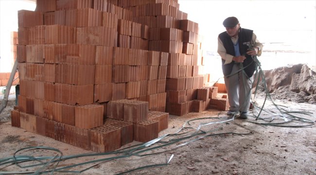 Atık ambalaj şeritlerinden alışveriş çantası