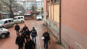 Bartın'da bir kişi eşini bıçaklayarak öldürdü