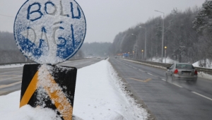 Bolu Dağı'nda kar yağışı aralıklarla etkili oluyor