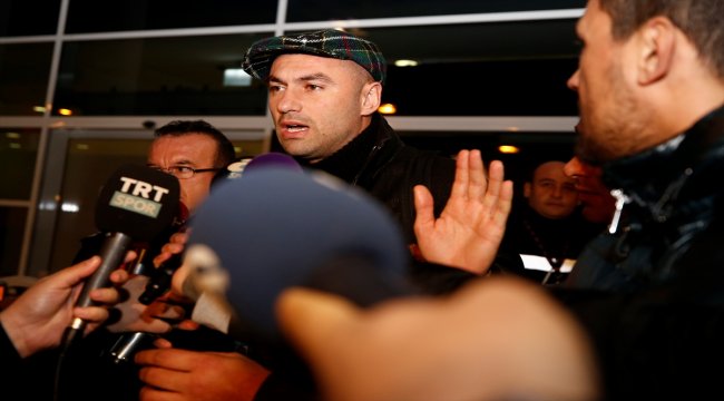 Burak Yılmaz, Antalya'ya geldi