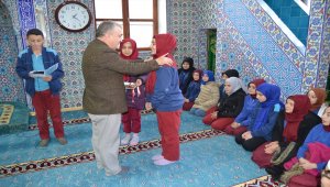 Doğanyurt ilçesinde hadis yarışması düzenlendi