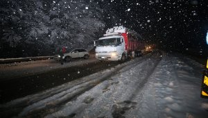 Düzce'de yoğun kar yağışı