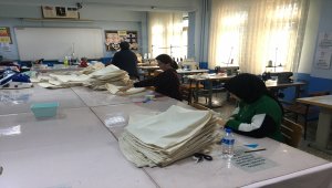 Fatsa'da ücretli poşet kursiyerlerin ürettiği bez çantalara talebi artırdı