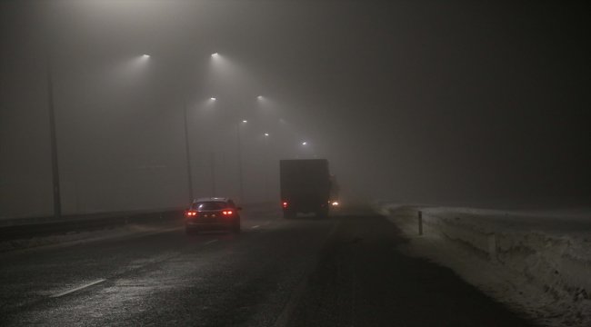 Ilgaz Dağı'nda sis ulaşımı olumsuz etkiliyor