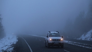 Ilgaz Dağı'nda sis ulaşımı olumsuz etkiliyor