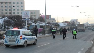 Kamyonetin çarptığı yaya yaşamını yitirdi