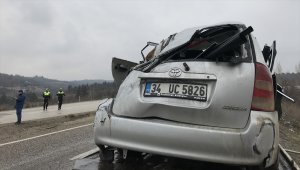 Karabük'te trafik kazası : 1 ölü 4 yaralı
