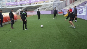 Ordu'da Futbol Hakemleri Atletik Testten Ter Dökerek Başarıyla Geçti
