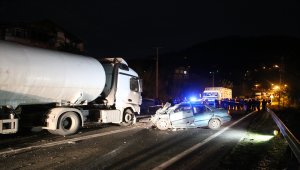 Ordu'da otomobil ile akaryakıt tankeri çarpıştı: 1 ölü