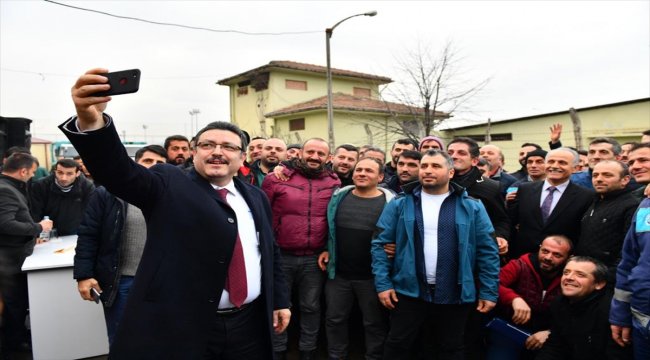 Ortahisar Belediye Başkanı Genç, işçilerle bir araya geldi
