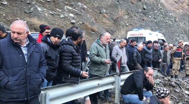 Otomobilin çarpması sonucu nehre düşen kişi öldü