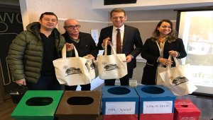 Plastik şişe getirene bez çanta hediye